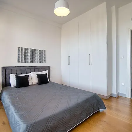 Premier 204 1 Bed 아파트 파포스